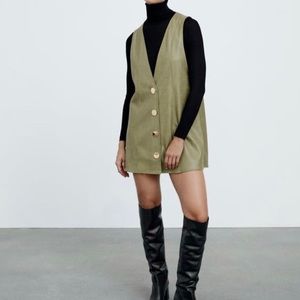 NWT Zara Faux Leather Pinafore Skirt Size M